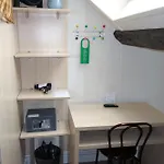 دي وين فندق باريس