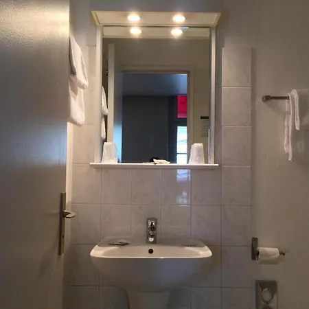D'win Otel Paris