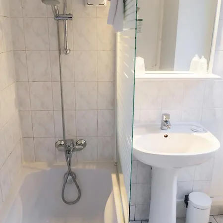 D'win Otel Paris