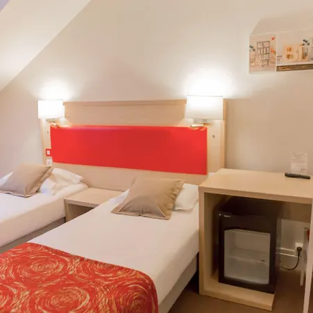 Hotel D'win 2*